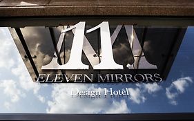 11 Mirrors Hotel